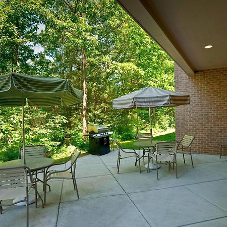 Fairfield Inn & Suites By Marriott Brunswick Freeport Bagian luar foto