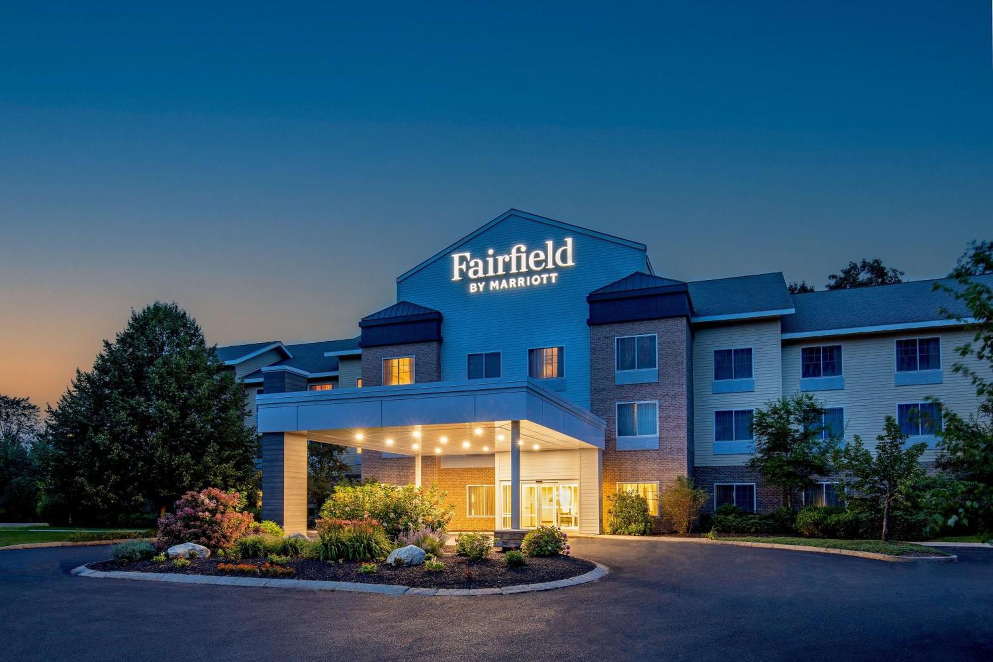 Fairfield Inn & Suites By Marriott Brunswick Freeport Bagian luar foto